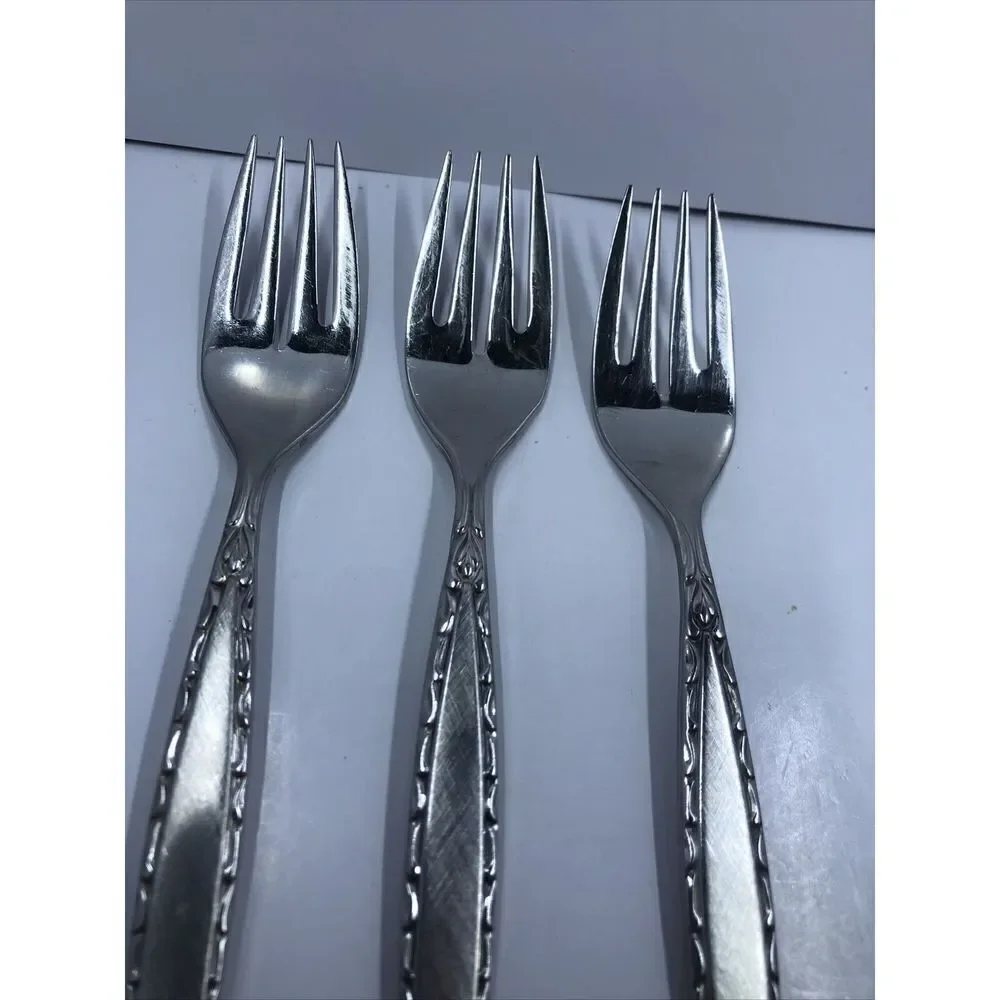 3 pcs Oneida Community Venetia Salad Fork Stainless Steel Burnished Handle. Read